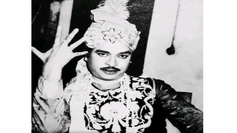 একজন প্রতিভাবান ও মেধাবী অভিনেতা ছিলেন আশীষ কুমার লোহ